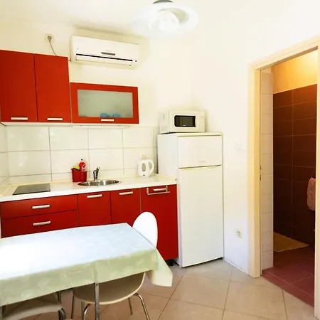 Apartment Gizdic *