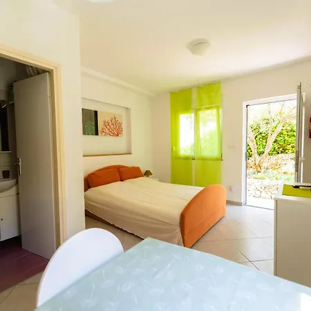Gizdic Apartment Trogir