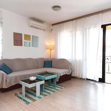Apartment Gizdic *