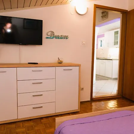 Apartamento Gizdic Trogir